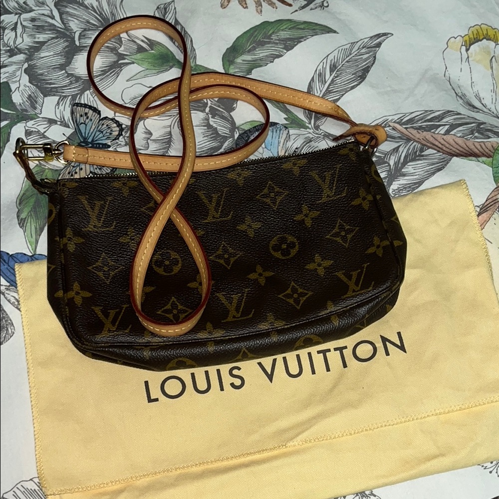 Louis Vuitton vintage pouchette with authentic Eva crossbody strap FIRM PRICE